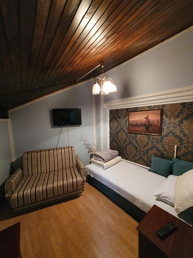 Motel Zoka Dvorovi Екстер'єр фото