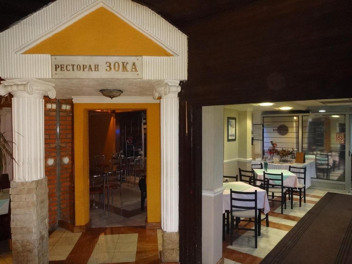 Motel Zoka Dvorovi Екстер'єр фото